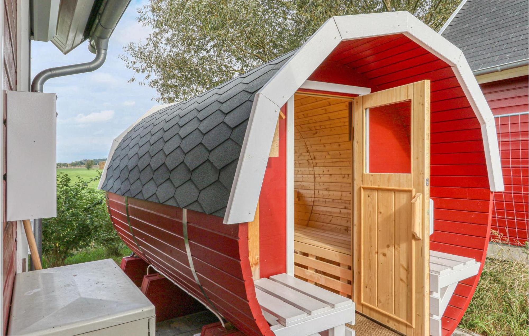 Cozy Home In Zerpenschleuse With Wifi Екстериор снимка